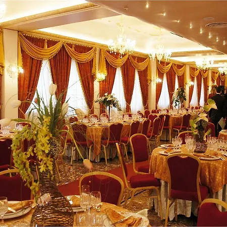 Plaza Hotel